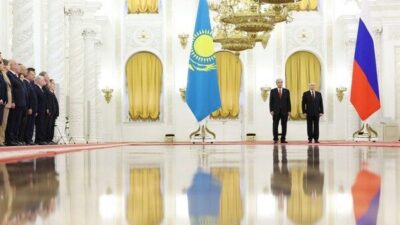 Ziyaret kapsamında, Rusya Devlet Başkanı Vladimir Putin, Kazakistan Cumhurbaşkanı Tokayev’i St.